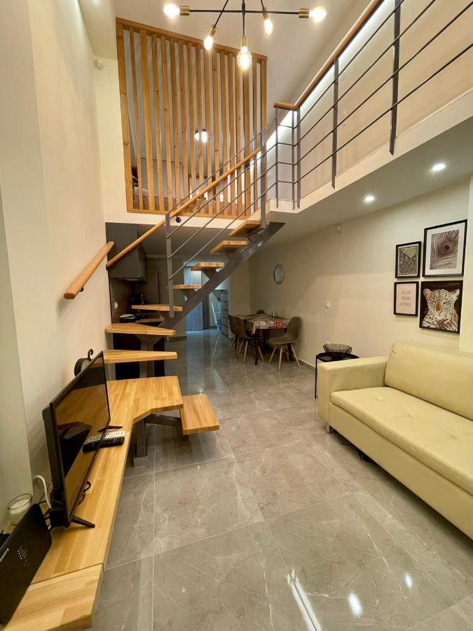 Minimal Two-Floor Apartment Tesalónica Exterior foto